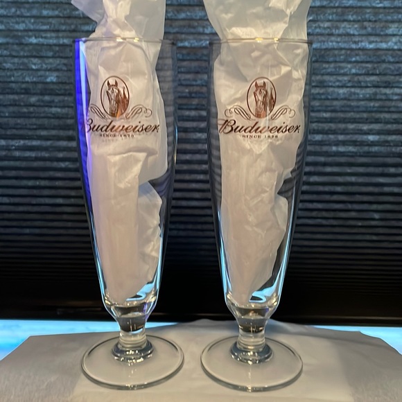 Budweiser Other - 2 vintage Budweiser Pilsner glasses